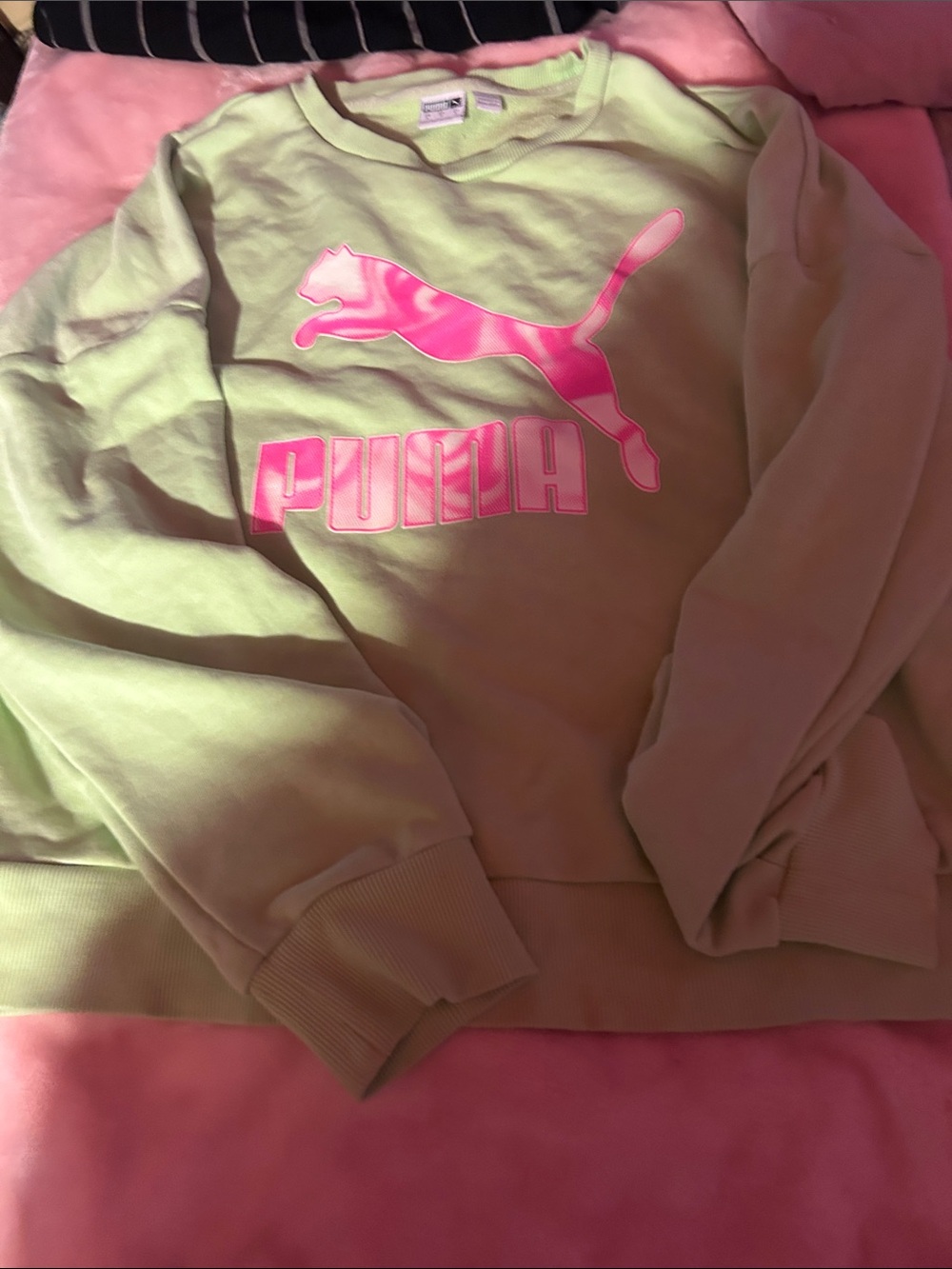Puma Light Green Crewneck Sweatshirt with Pink Logo